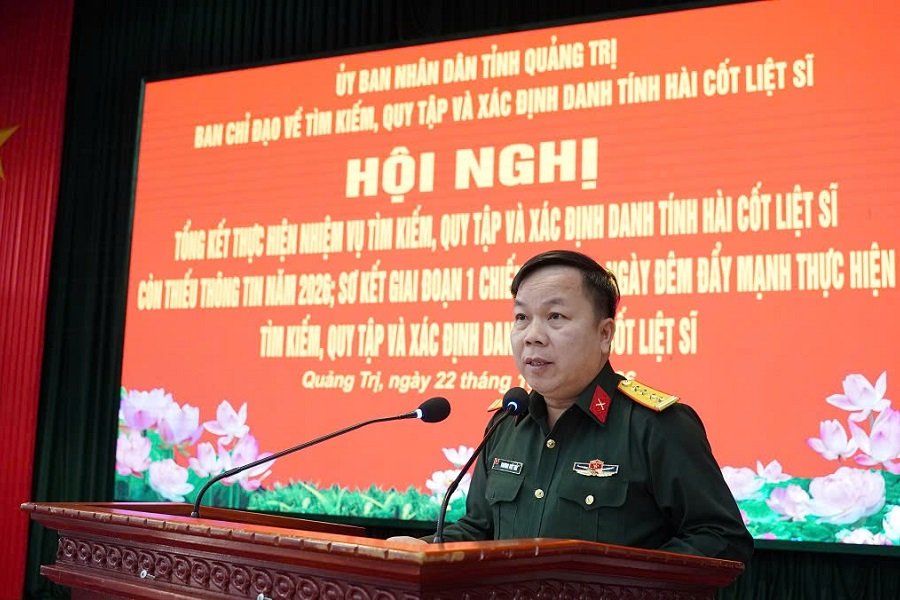Đại t&aacute; Trương Viết Hải, Ch&iacute;nh ủy Bộ CHQS tỉnh ph&aacute;t biểu tại hội nghị