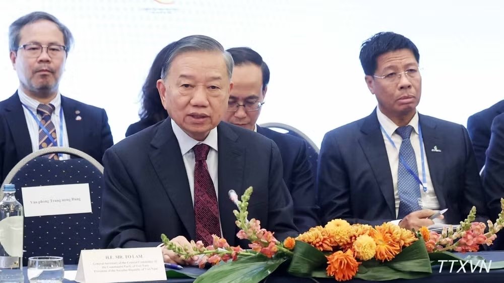Tổng Bí thư, Chủ tịch nước Tô Lâm phát biểu tại Tọa đàm. (Ảnh: TTXVN) Tổng Bí thư, Chủ tịch nước Tô Lâm phát biểu tại Tọa đàm. (Ảnh: TTXVN)