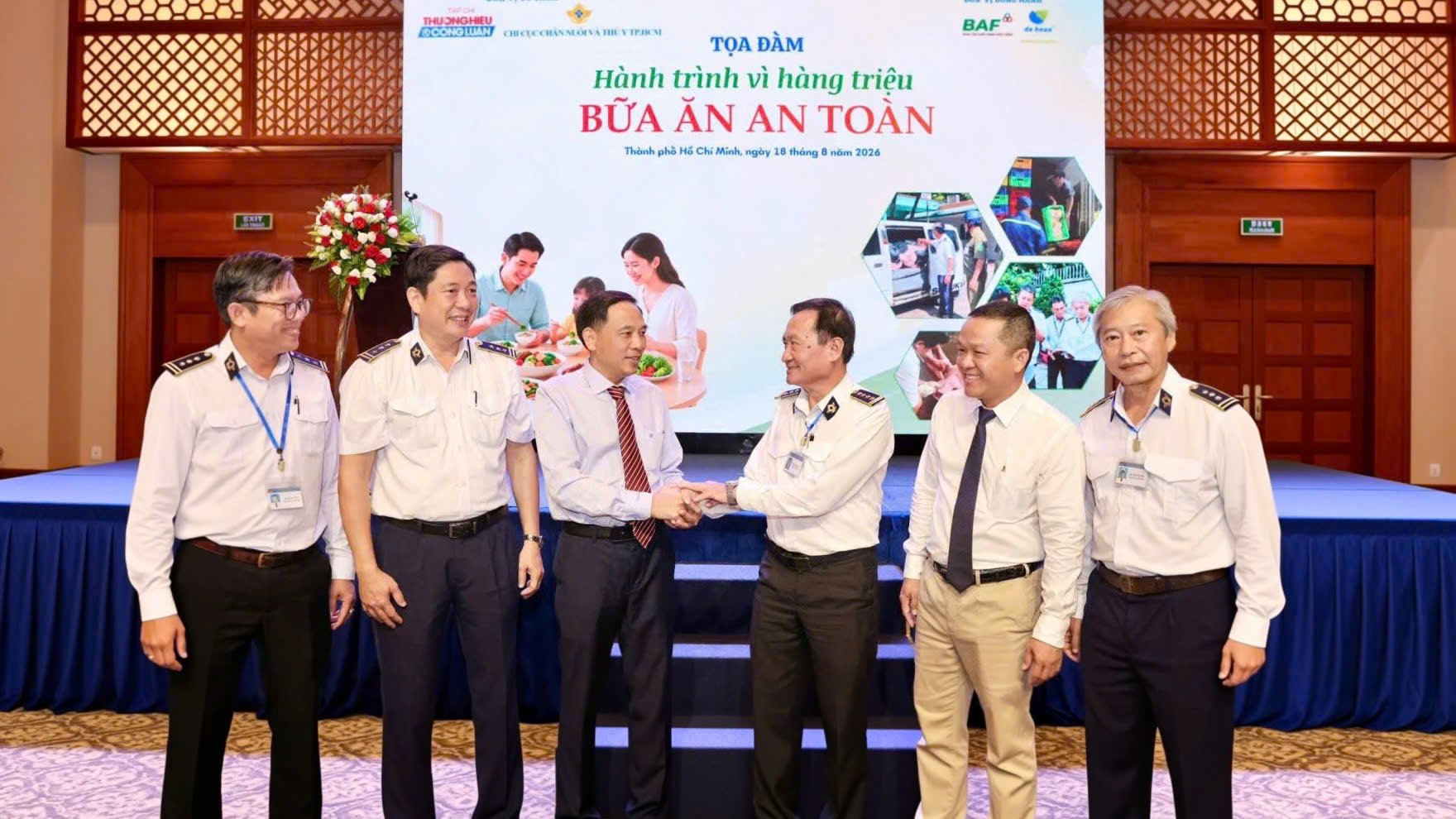 Tạp chí Thương hiệu và Công luận được vinh danh với tuyến bài “Những người giữ an toàn cho bữa ăn của 14 triệu dân TP.HCM” - Hình 2