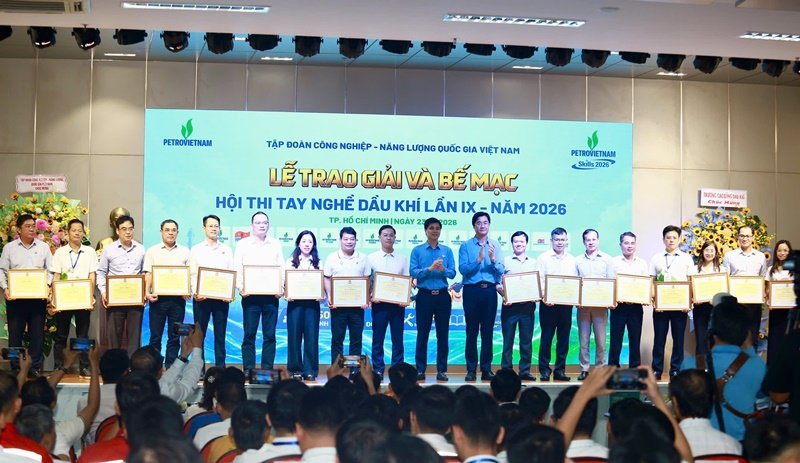 Vinh danh các đơn vị tham gia Hội thi Vinh danh các đơn vị tham gia Hội thi