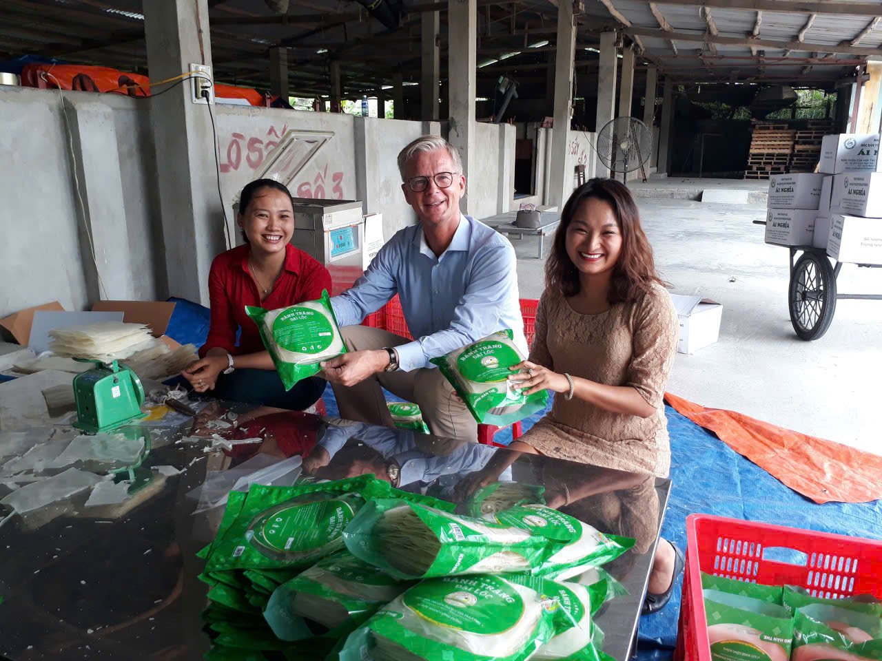 Bánh tráng Đại Lộc: Giữ hồn truyền thống, nâng tầm thương hiệu Việt Bánh tráng Đại Lộc: Giữ hồn truyền thống, nâng tầm thương hiệu Việt