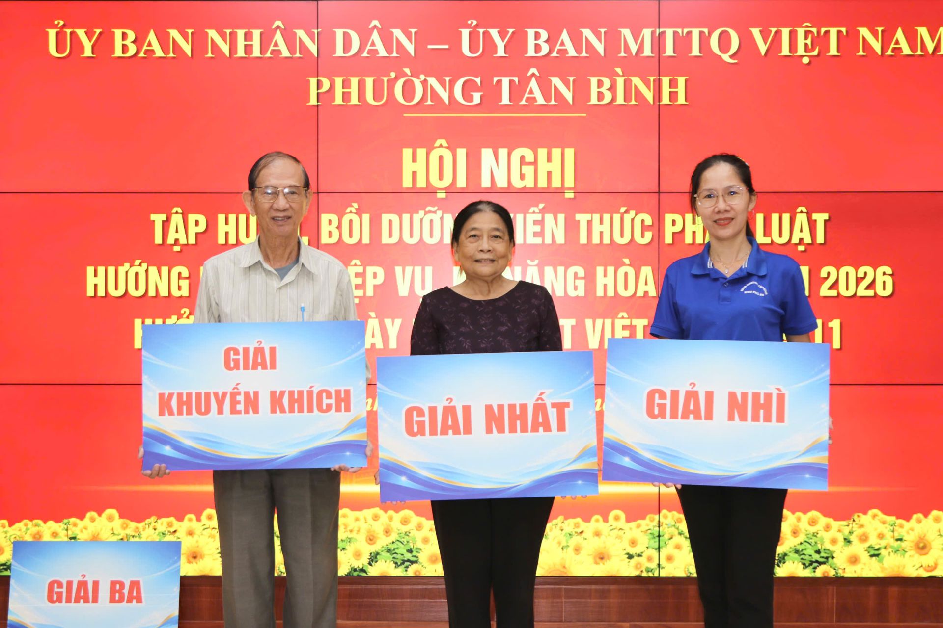 Bà Trần Thị Ngọc Tuyết, Tổ trưởng Tổ hòa giải khu phố 18, phường Tân Bình, đạt giải Nhất tại hội thi trực tuyến tìm hiểu Luật Hòa giải ở cơ sở năm 2026. Bà Trần Thị Ngọc Tuyết, Tổ trưởng Tổ hòa giải khu phố 18, phường Tân Bình, đạt giải Nhất tại hội thi trực tuyến tìm hiểu Luật Hòa giải ở cơ sở năm 2026.