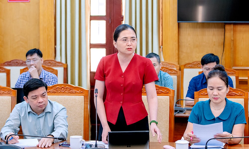 Lãnh đạo Sở Tài chính phát biểu ý kiến liên quan đến vấn đề giải ngân vốn đầu tư công trong lĩnh vực khoa học công nghệ. Lãnh đạo Sở Tài chính phát biểu ý kiến liên quan đến vấn đề giải ngân vốn đầu tư công trong lĩnh vực khoa học công nghệ.