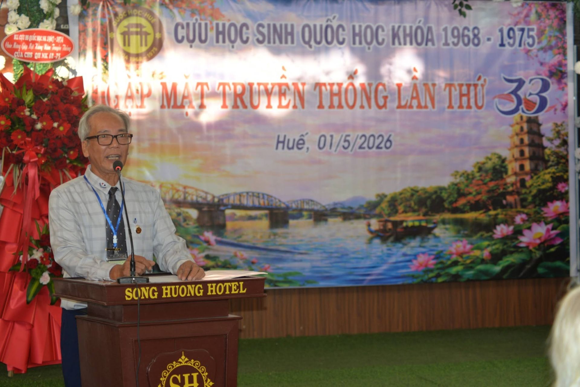 &Ocirc;ng Huỳnh Văn Kh&aacute;n- Trưởng Ban li&ecirc;n lạc Cựu học sinh Quốc Học kh&oacute;a 1968- 1975