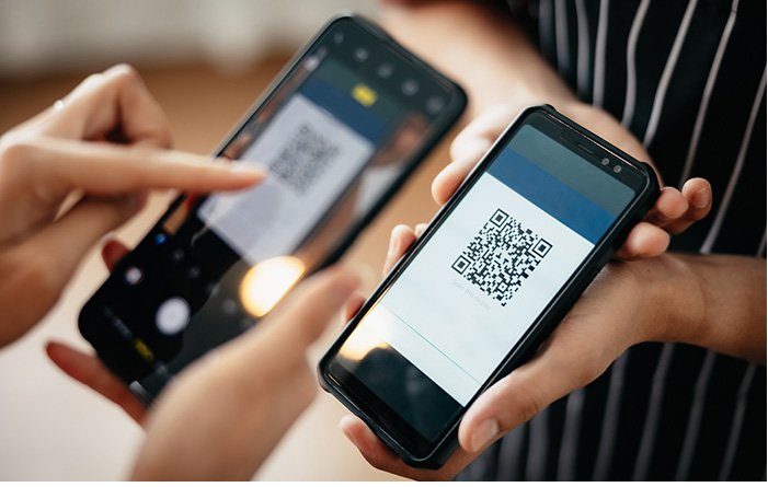 Người Việt tiêu tới hơn 1 triệu tỷ đồng mỗi ngày mà không cần tiền mặt - Hình 1