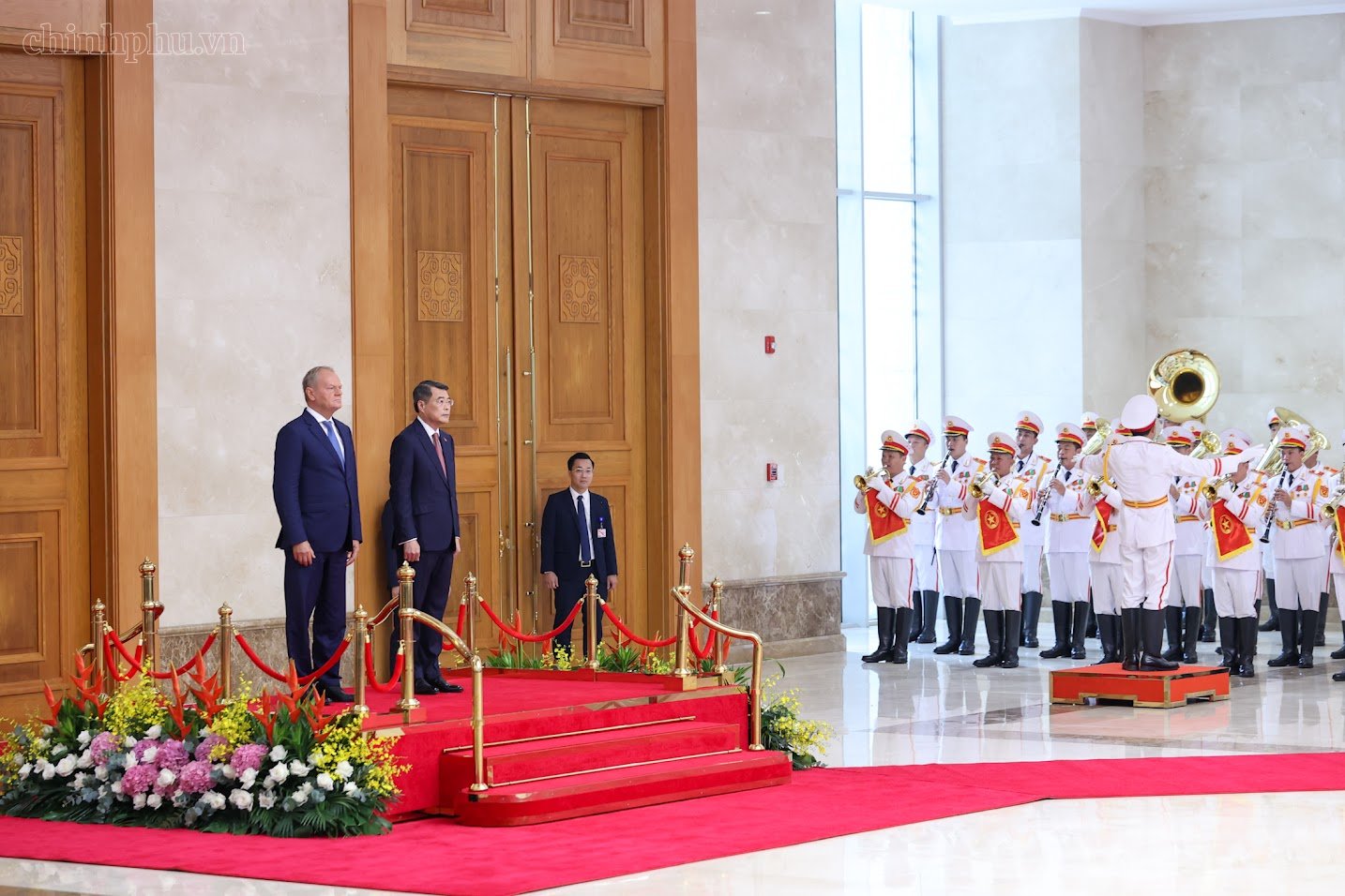 Thủ tướng L&ecirc; Minh Hưng chủ tr&igrave; lễ đ&oacute;n Thủ tướng Cộng h&ograve;a Ba Lan Donald Tusk thăm ch&iacute;nh thức Việt Nam - Ảnh: chinhphu.vn/Nhật Bắc