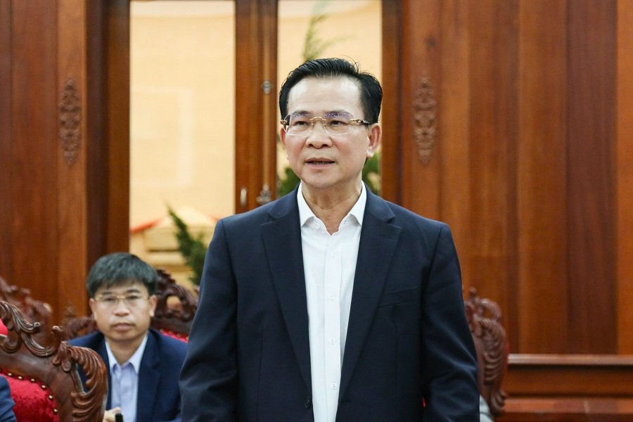&Ocirc;ng Hồ Văn Mười, Ủy vi&ecirc;n Ban Chấp h&agrave;nh Trung ương Đảng, Ph&oacute; B&iacute; thư Tỉnh ủy, Chủ tịch UBND tỉnh thống nhất rất cao việc cho ph&eacute;p c&aacute;c sở, ng&agrave;nh địa phương của L&acirc;m Đồng - H&agrave; Nội chủ động, quyết liệt trong kết nối.