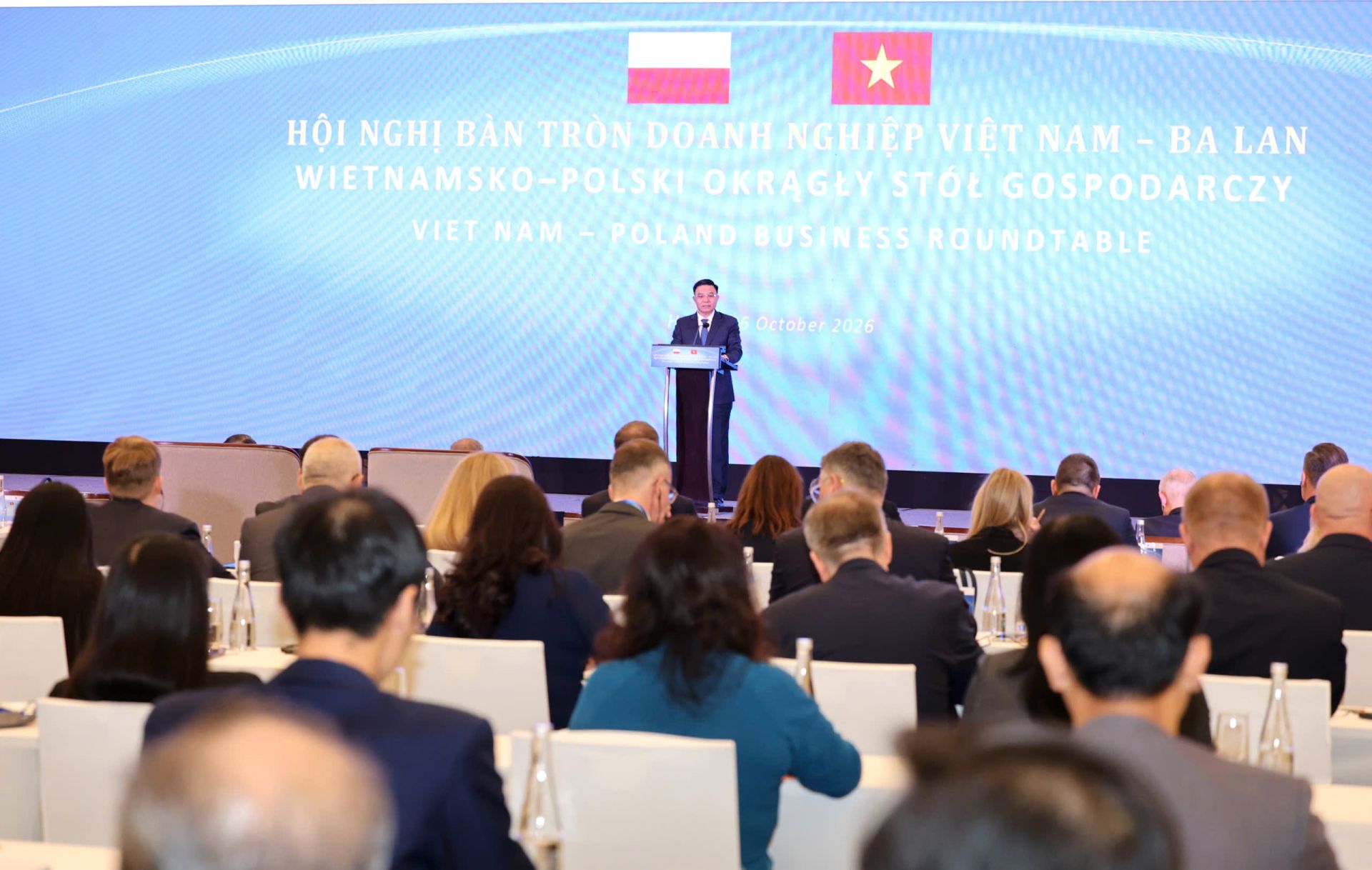 Bộ trưởng Bộ Công Thương Lê Mạnh Hùng Bộ trưởng Bộ Công Thương Lê Mạnh Hùng