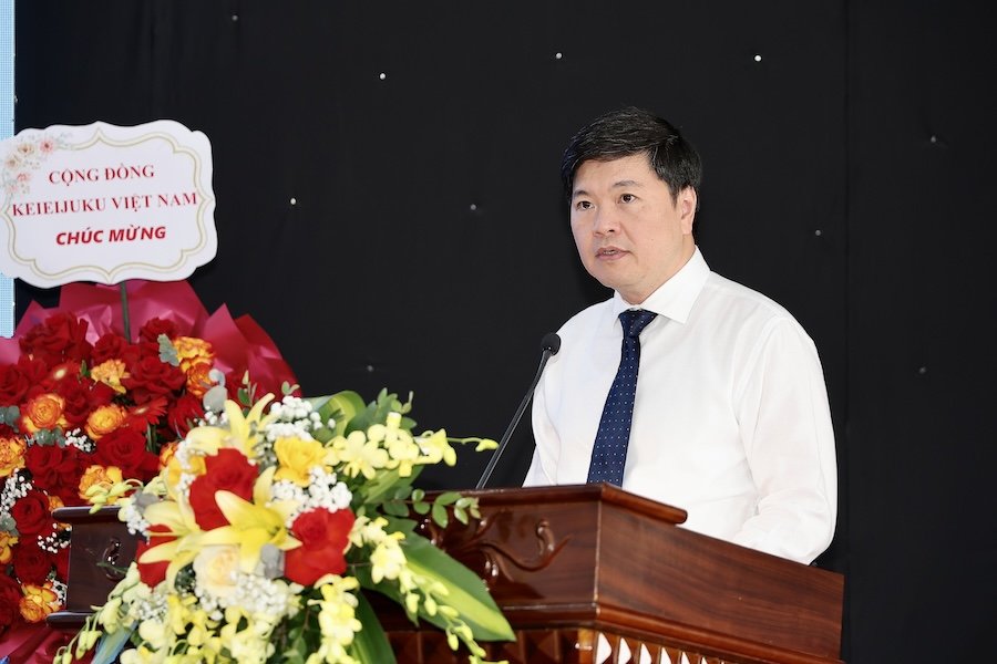 Phó Chủ tịch UBND thành phố Hoàng Minh Cường phát biểu tại buổi lễ. Phó Chủ tịch UBND thành phố Hoàng Minh Cường phát biểu tại buổi lễ.