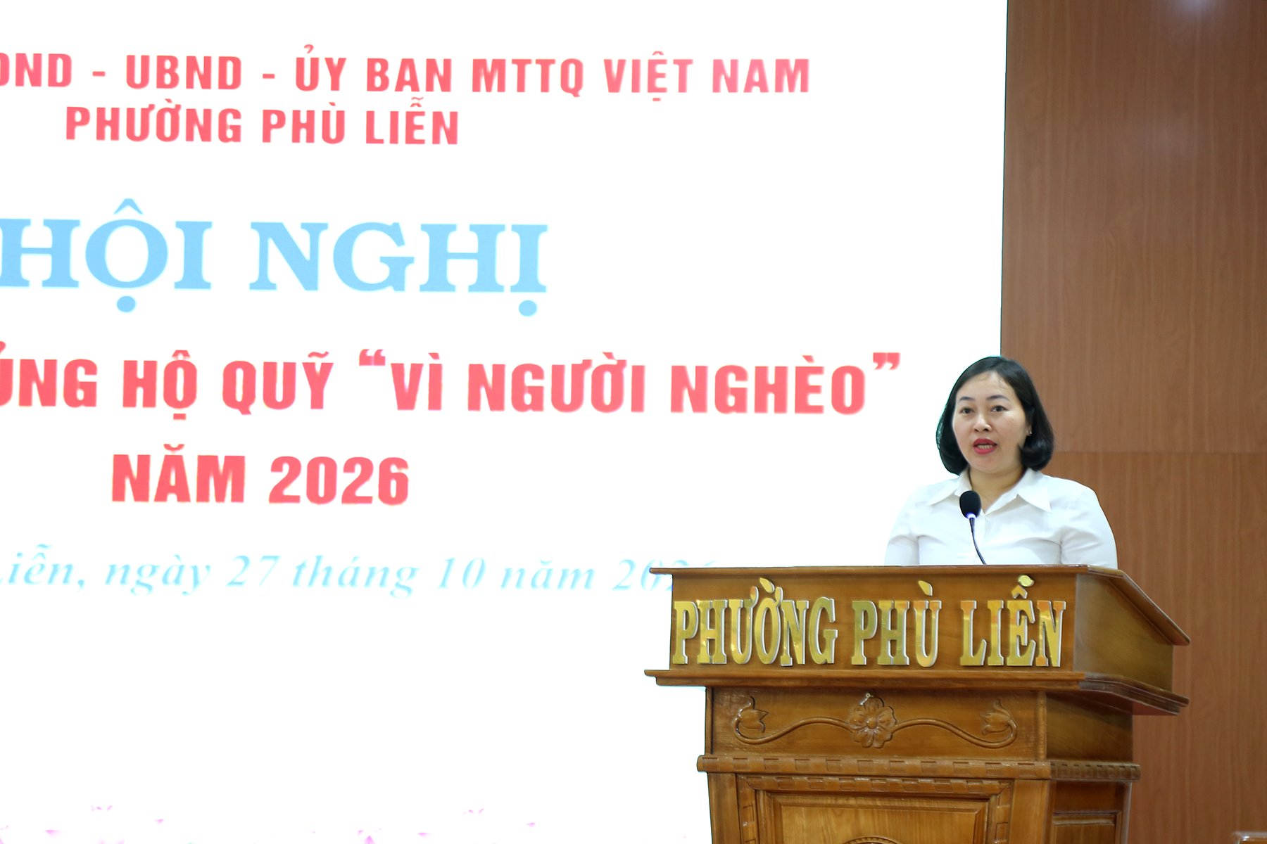 Chủ tịch Ủy ban MTTQ Việt Nam phường Ho&agrave;ng Thị Minh Th&uacute;y triển khai Kế hoạch ph&aacute;t động Th&aacute;ng cao điểm &ldquo;V&igrave; người ngh&egrave;o&rdquo; năm 2026 v&agrave; ph&aacute;t động ủng hộ Quỹ &ldquo;V&igrave; người ngh&egrave;o&rdquo; năm 2026.