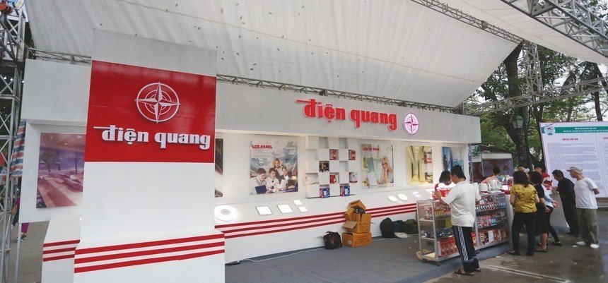 Lợi nhuận v&agrave; d&ograve;ng tiền tr&aacute;i chiều trong 9 th&aacute;ng đầu năm 2026