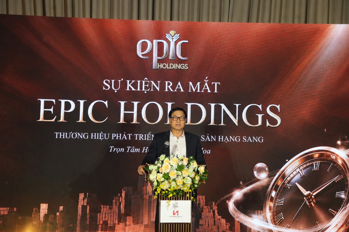 Ông Nguyễn Bá Dương, Chủ tịch sáng lập hệ sinh thái xây dựng NEWTECONS – Ricons – SOL E&C – BM WINDOWS – BOHO – DB, tham dự sự kiện ra mắt Epic Holdings. Ông Nguyễn Bá Dương, Chủ tịch sáng lập hệ sinh thái xây dựng NEWTECONS – Ricons – SOL E&C – BM WINDOWS – BOHO – DB, tham dự sự kiện ra mắt Epic Holdings.
