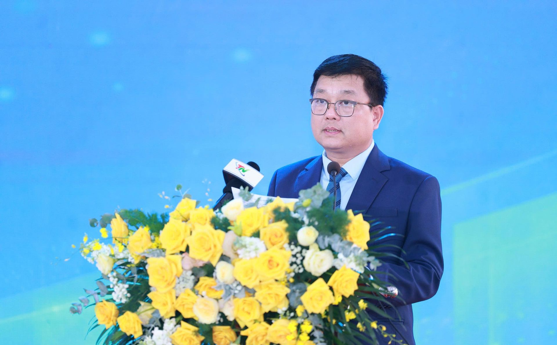 Ông Trần Anh Tuấn - Giám đốc Công ty CP Viglacera Thái Nguyên phát biểu tại sự kiện, ông nhấn mạnh vào các cam kết để dự án phát triển toàn diện và về đích đúng tiến độ Ông Trần Anh Tuấn - Giám đốc Công ty CP Viglacera Thái Nguyên phát biểu tại sự kiện, ông nhấn mạnh vào các cam kết để dự án phát triển toàn diện và về đích đúng tiến độ