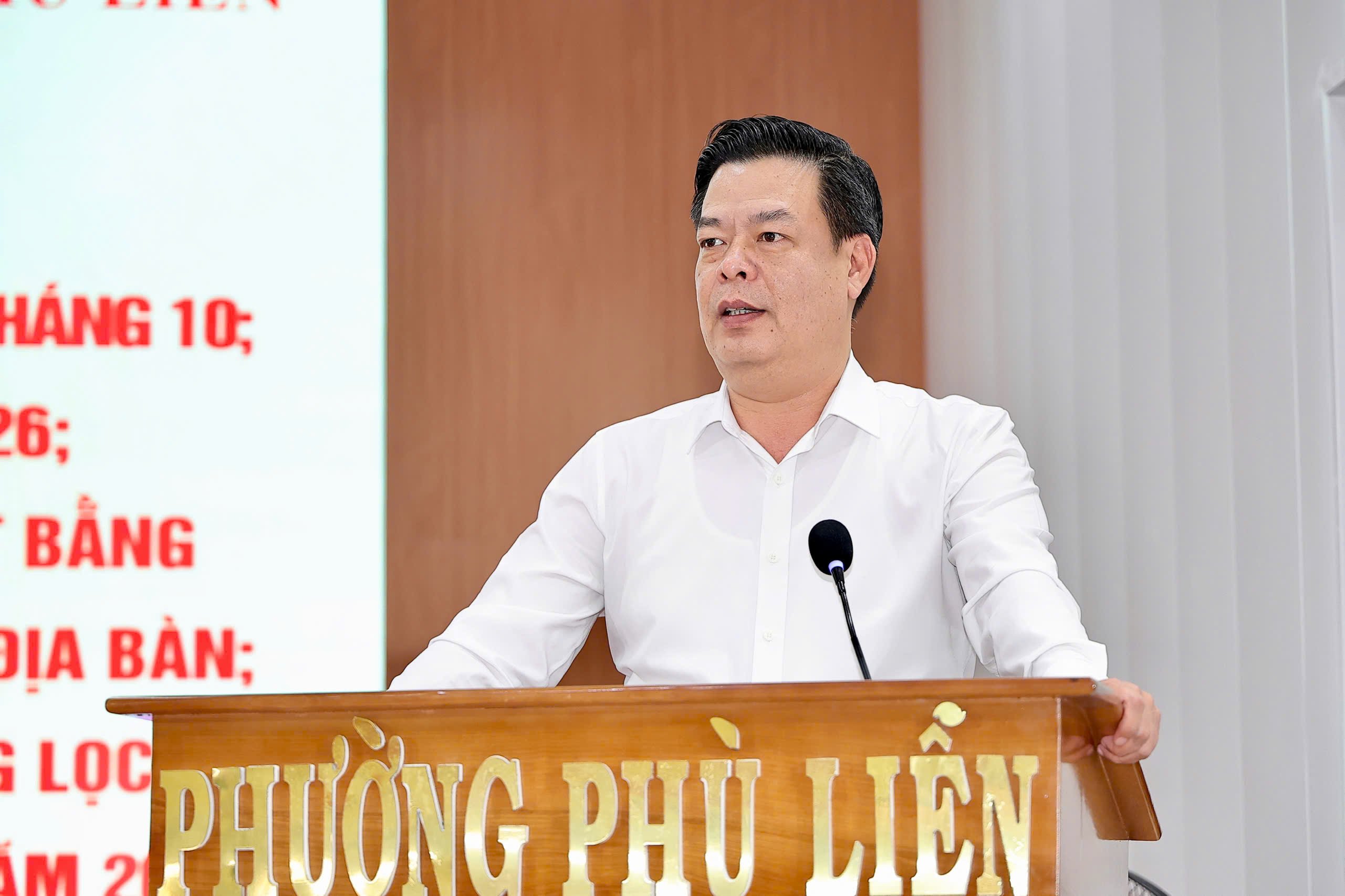 Đồng chí Phạm Văn Thép, Ủy viên Ban Thường vụ Thành ủy, Trưởng Ban Quản lý khu kinh tế phát biểu tại Hội nghị. Đồng chí Phạm Văn Thép, Ủy viên Ban Thường vụ Thành ủy, Trưởng Ban Quản lý khu kinh tế phát biểu tại Hội nghị.