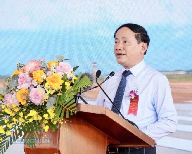 &Ocirc;ng Phạm Anh Tuấn ph&aacute;t biểu tại buổi lễ.