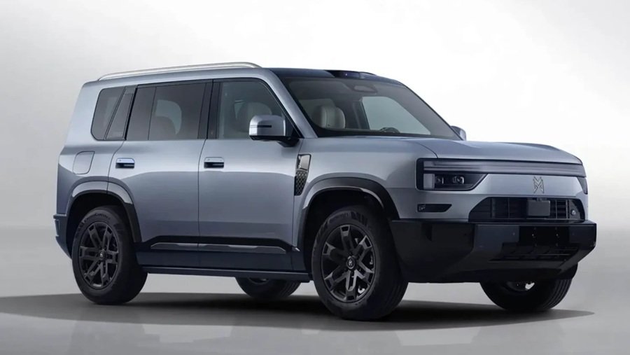 M-Hero X700 l&agrave; mẫu SUV thuộc d&ograve;ng X mới của Dongfeng, kết hợp thiết kế địa h&igrave;nh h&igrave;nh hộp với c&ocirc;ng nghệ th&ocirc;ng minh Huawei