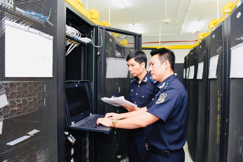 Doanh nghiệp cần hoàn thành làm sạch dữ liệu trước ngày 31/12/2026 để tránh bị khóa tài khoản khai báo hải quan. Doanh nghiệp cần hoàn thành làm sạch dữ liệu trước ngày 31/12/2026 để tránh bị khóa tài khoản khai báo hải quan.