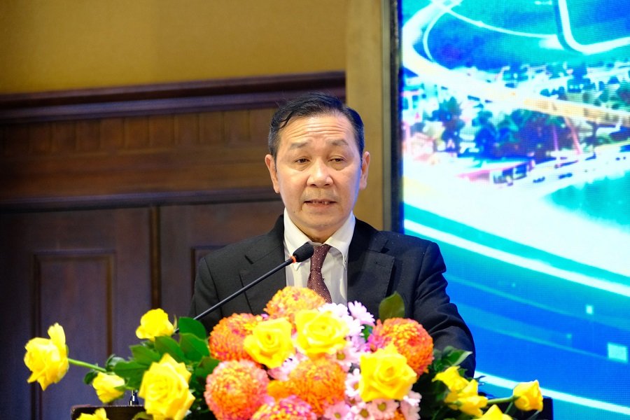 &Ocirc;ng Biện Tấn T&agrave;i, Ph&oacute; Gi&aacute;m đốc Sở C&ocirc;ng thương tỉnh L&acirc;m Đồng ph&aacute;t biểu tại lớp tập huấn.