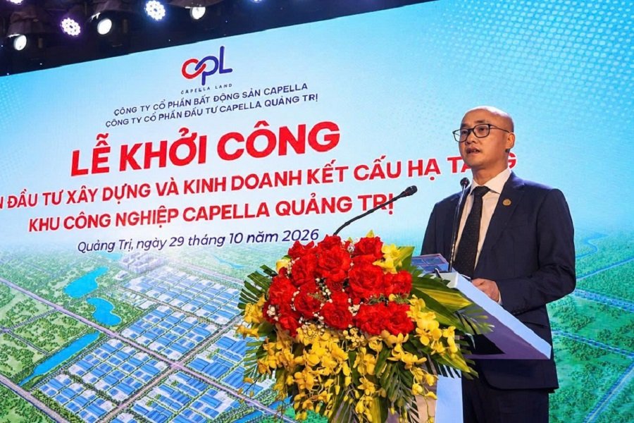 Đại diện chủ đầu tư ph&aacute;t biểu tại lễ khởi c&ocirc;ng