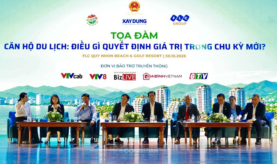 Quang cảnh Phi&ecirc;n Toạ đ&agrave;m.