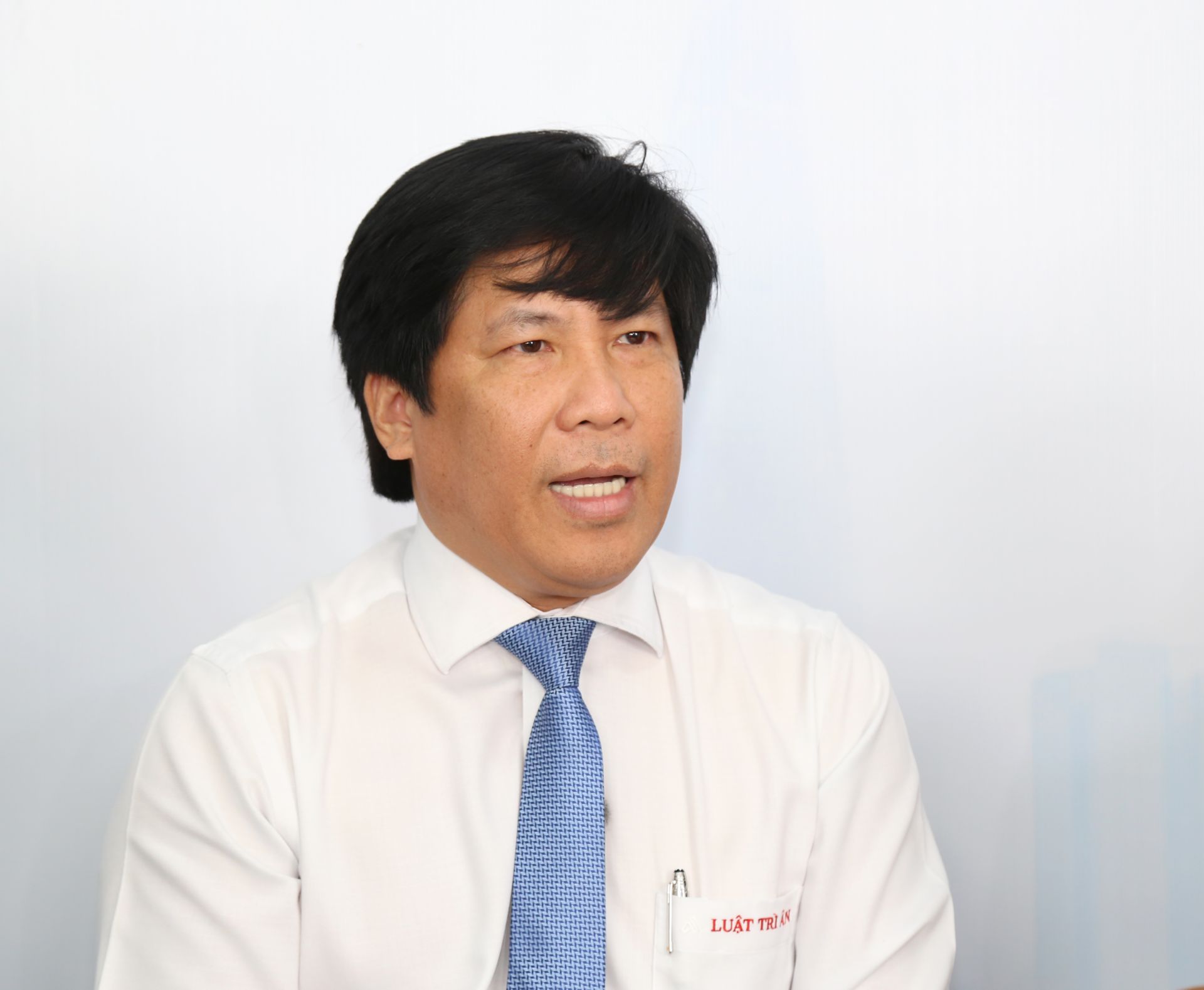Thạc sĩ, Luật sư Trần Cao Đại Kỳ Qu&acirc;n ph&acirc;n t&iacute;ch c&aacute;c h&igrave;nh thức mạo danh luật sư, từ c&aacute; nh&acirc;n kh&ocirc;ng c&oacute; tư c&aacute;ch h&agrave;nh nghề đến những tổ chức, doanh nghiệp tr&aacute; h&igrave;nh cung cấp dịch vụ ph&aacute;p l&yacute;.