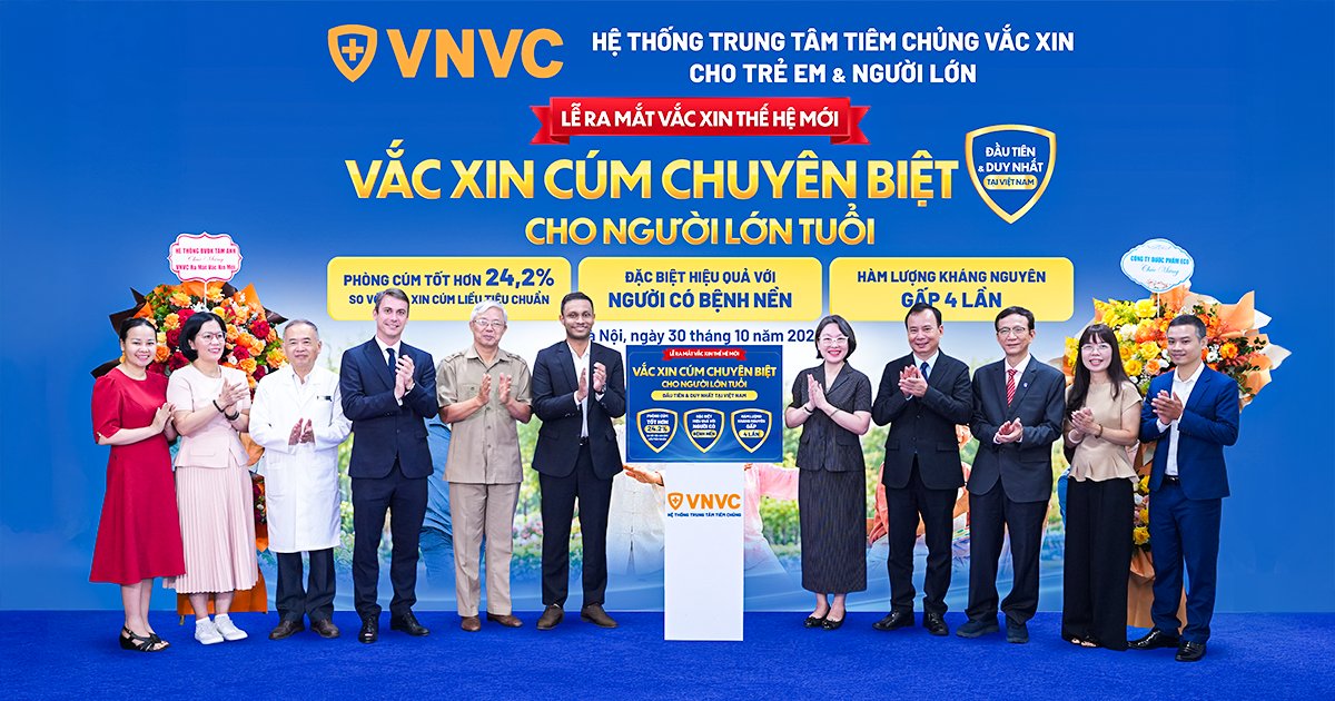 Đại diện Ban Chấp hành Trung ương Hội Người cao tuổi Việt Nam, Hội Hô hấp Việt Nam, Sanofi và VNVC cùng chứng kiến sự kiện ra mắt vắc xin cúm chuyên biệt cho người cao tuổi lần đầu có mặt tại Việt Nam. Ảnh: Liên Lê Đại diện Ban Chấp hành Trung ương Hội Người cao tuổi Việt Nam, Hội Hô hấp Việt Nam, Sanofi và VNVC cùng chứng kiến sự kiện ra mắt vắc xin cúm chuyên biệt cho người cao tuổi lần đầu có mặt tại Việt Nam. Ảnh: Liên Lê