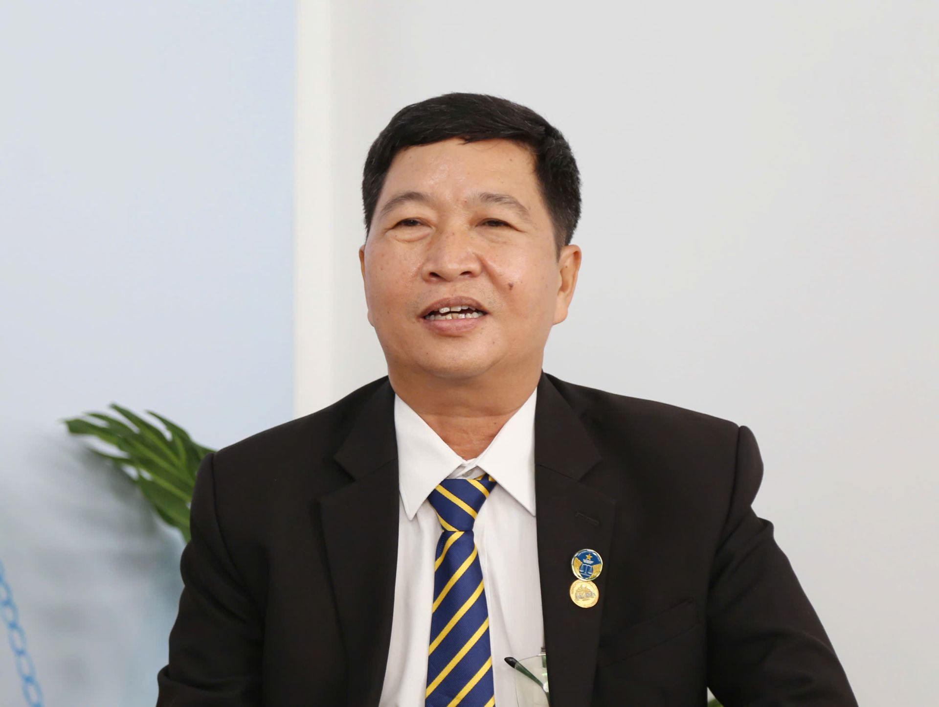Thạc sĩ, Luật sư Vũ Quốc Toản cảnh b&aacute;o người d&acirc;n cần tỉnh t&aacute;o trước những lời quảng c&aacute;o dịch vụ ph&aacute;p l&yacute; với cam kết bao thắng kiện, bao chạy &aacute;n.