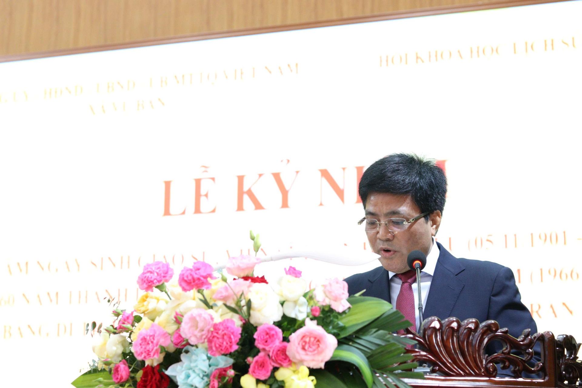 &ocirc;ng Trần Minh Hoan, B&iacute; thư Đảng ủy x&atilde; Vụ Bản ph&aacute;t biểu tại buổi lễ. Ảnh: Linh Trần
