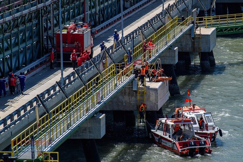 Lực lượng xử lý tình huống tại cầu cảng Hydrocarbon Lực lượng xử lý tình huống tại cầu cảng Hydrocarbon