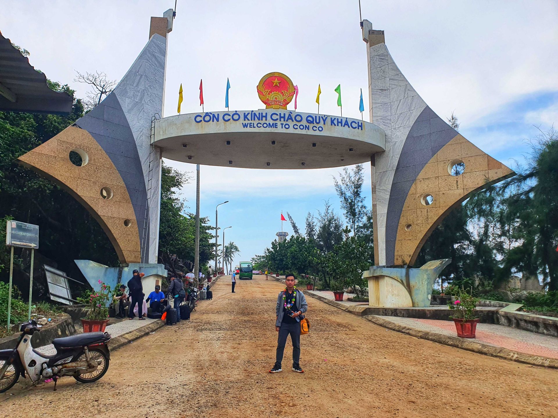 Trên đảo Cồn Cỏ Trên đảo Cồn Cỏ