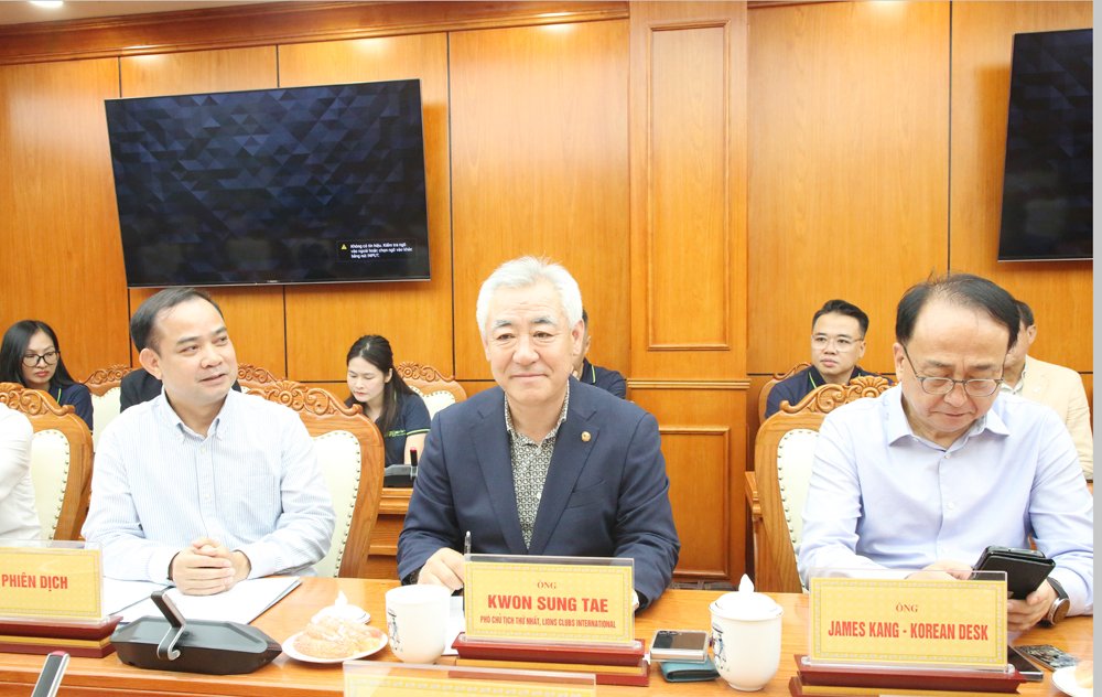 Đoàn công tác của Hiệp hội Lions Clubs International tại buổi làm việc. Đoàn công tác của Hiệp hội Lions Clubs International tại buổi làm việc.
