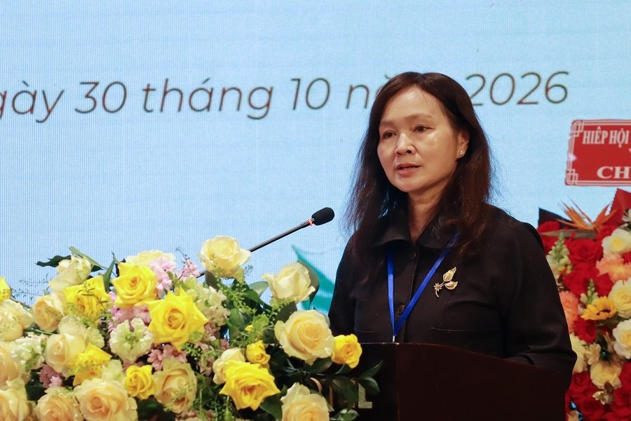 Bà Nguyễn Thị Minh Châu, Tổng Thư ký Hiệp hội Cà phê - Ca cao Việt Nam, cam kết tiếp tục đồng hành, hỗ trợ Lâm Đồng phát triển ngành cà phê. Bà Nguyễn Thị Minh Châu, Tổng Thư ký Hiệp hội Cà phê - Ca cao Việt Nam, cam kết tiếp tục đồng hành, hỗ trợ Lâm Đồng phát triển ngành cà phê.