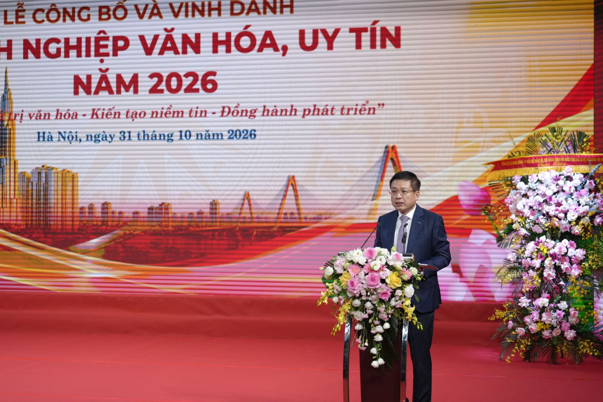 Chủ tịch VCCI Hồ Sỹ H&ugrave;ng ph&aacute;t biểu về x&acirc;y dựng văn h&oacute;a doanh nghiệp.